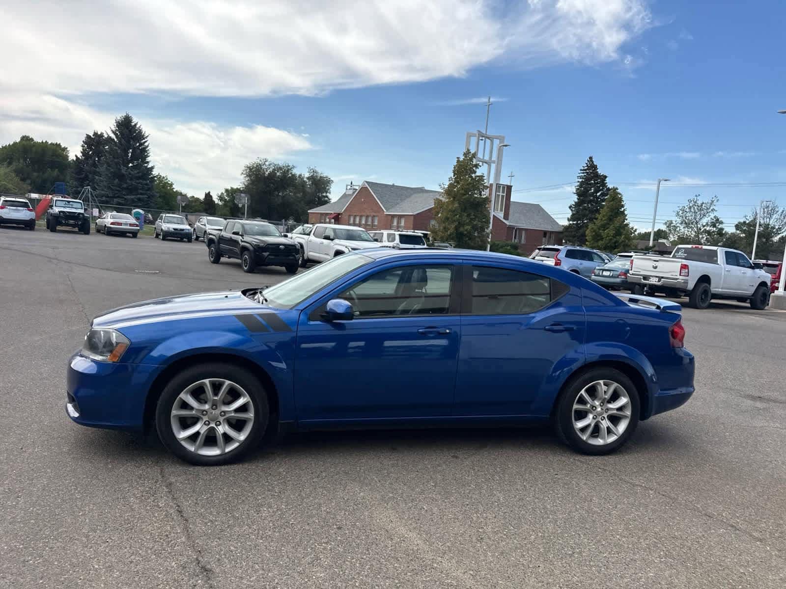 Thumbnail: 2014 Dodge Avenger - 23