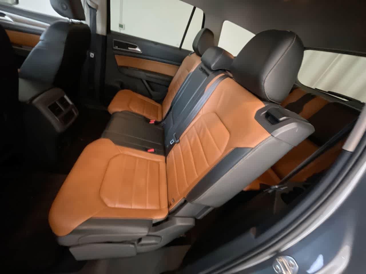 Thumbnail: 2018 Volkswagen Atlas - 23