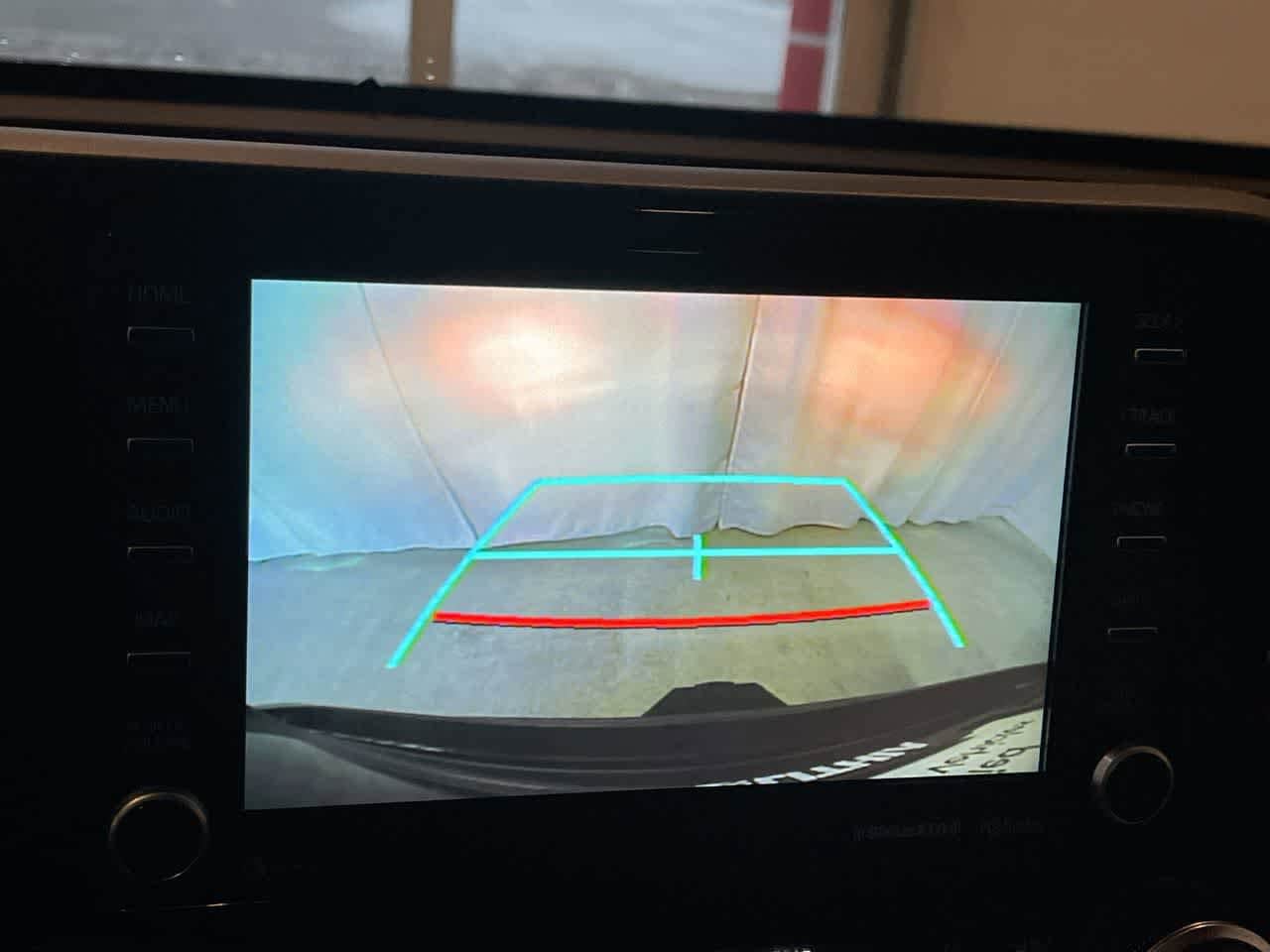 Thumbnail: 2022 Toyota Highlander - 17