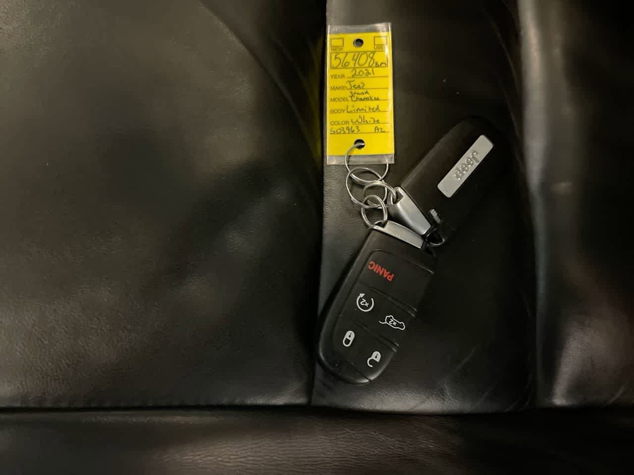 Thumbnail: 2021 Jeep Grand Cherokee - 27