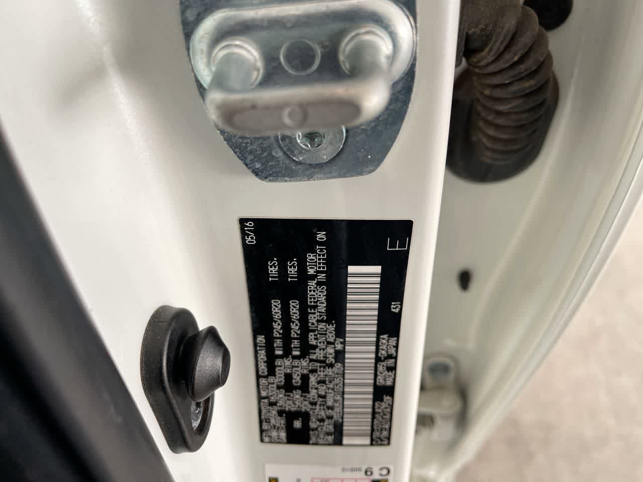 Thumbnail: 2016 Toyota 4Runner - 28