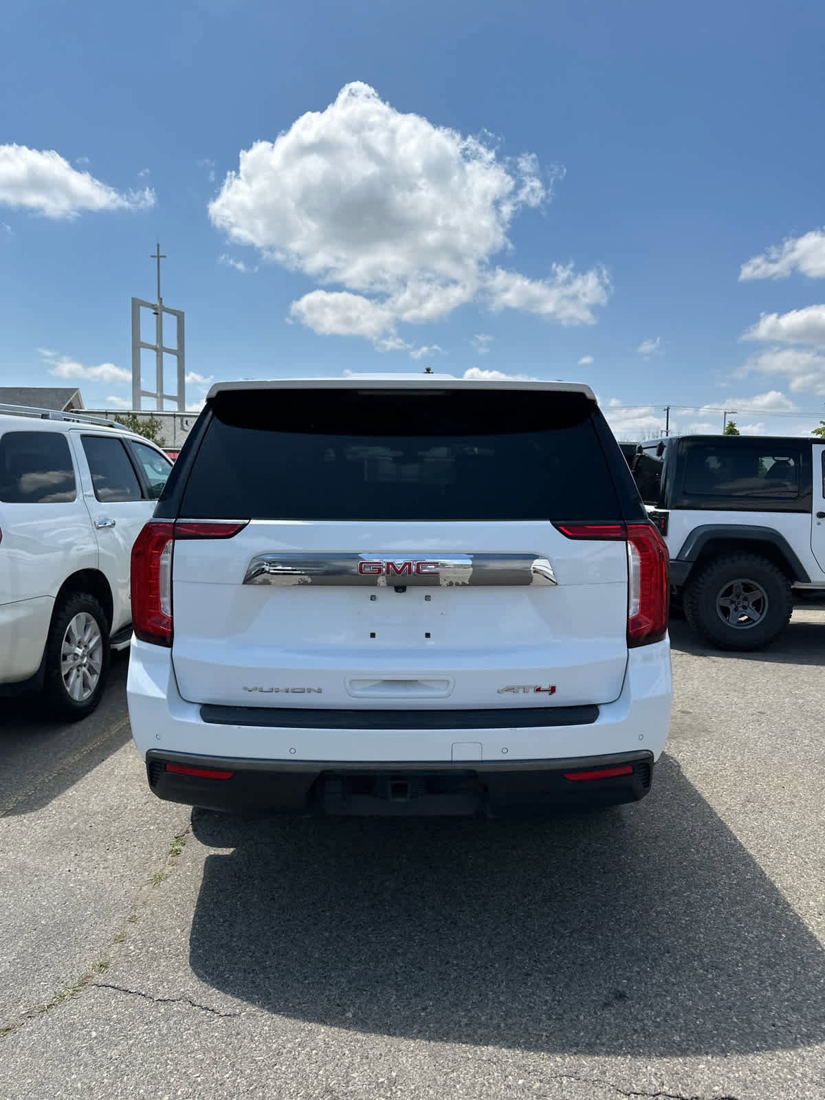 2021 GMC Yukon XL AT4 7
