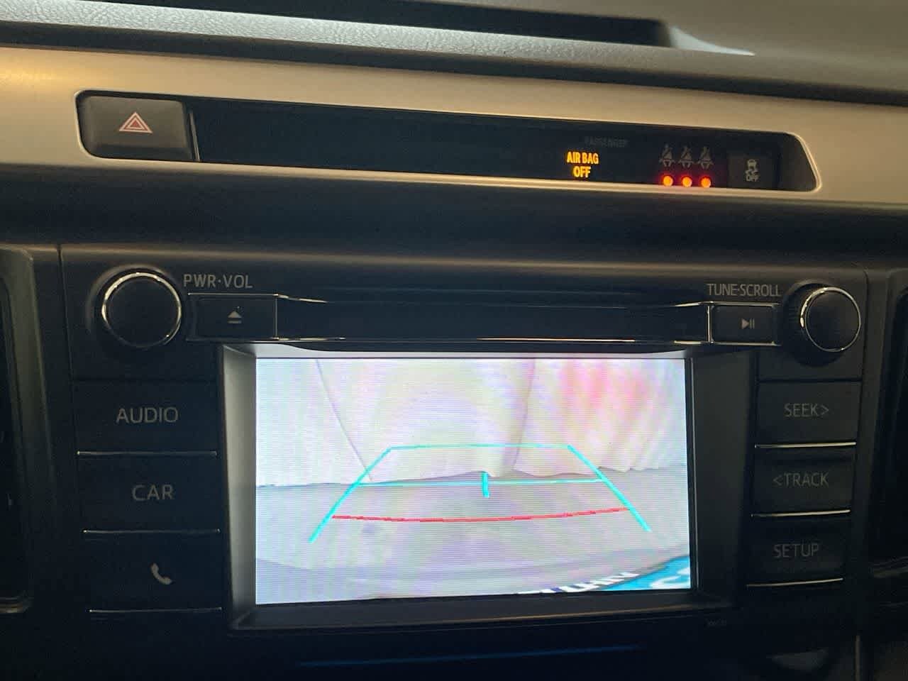 Thumbnail: 2018 Toyota RAV4 - 17