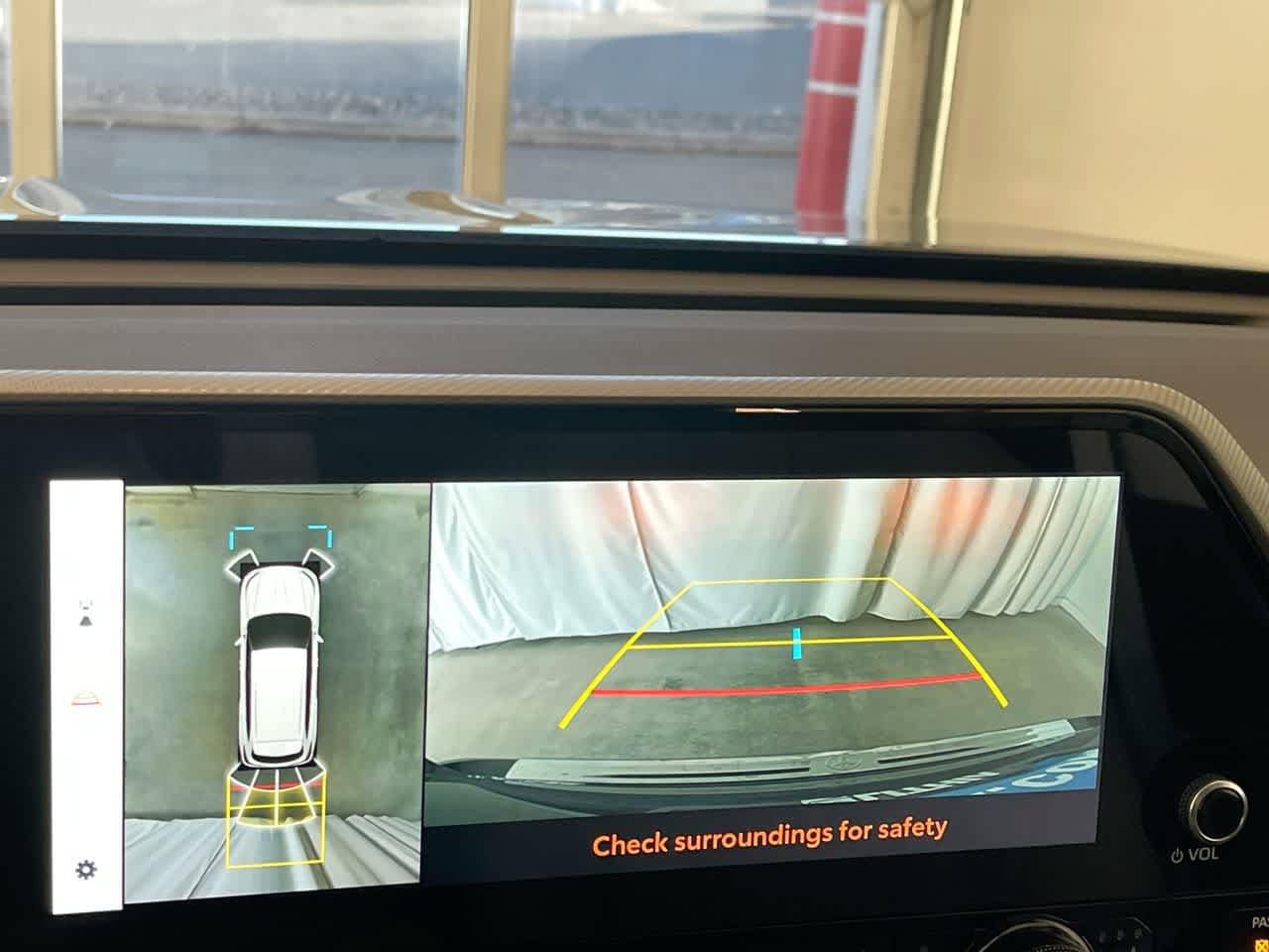 Thumbnail: 2026 Toyota Highlander - 18