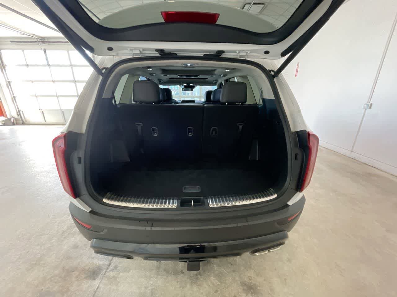 Thumbnail: 2022 Kia Telluride - 25