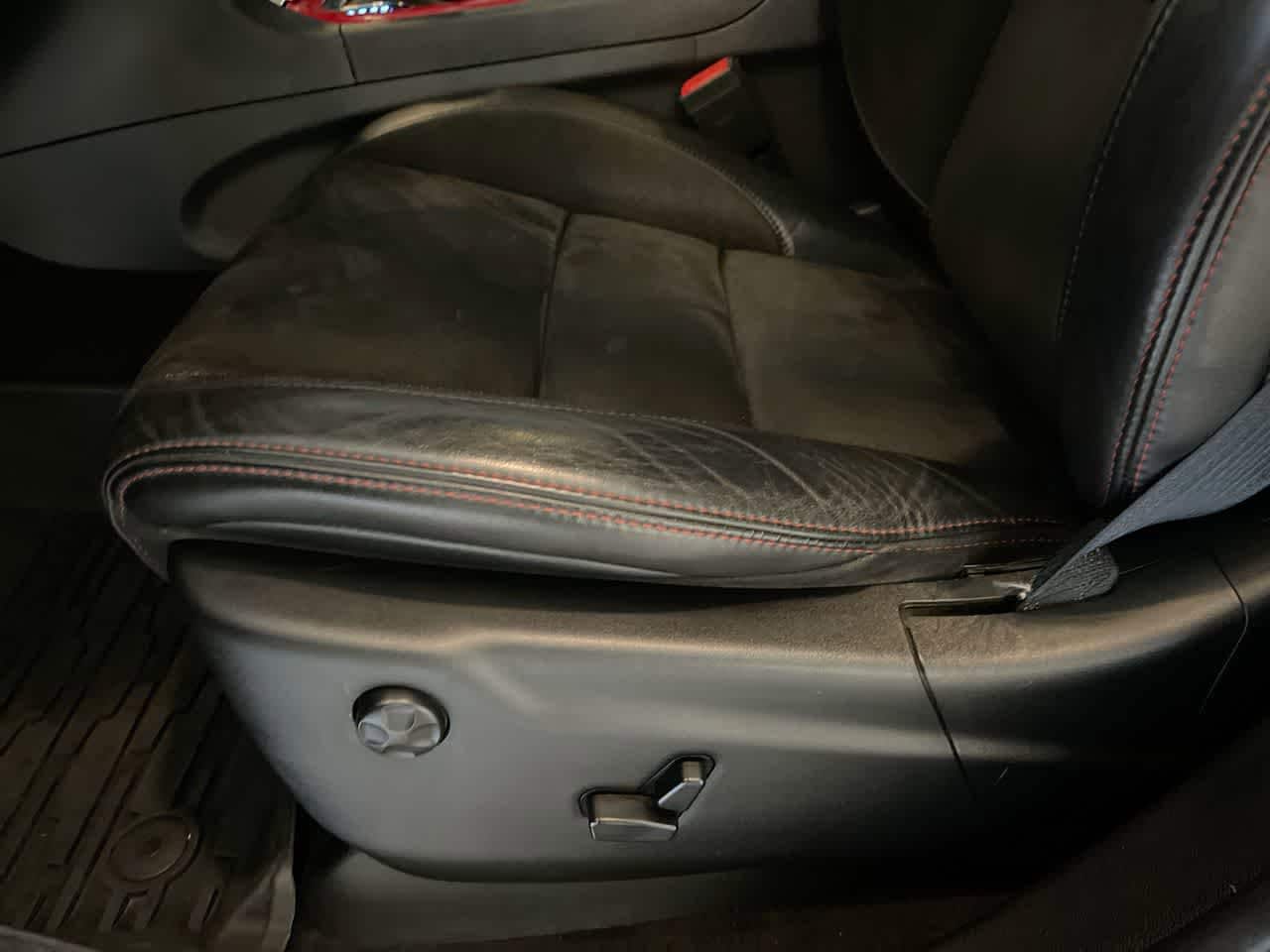 Thumbnail: 2019 Jeep Grand Cherokee - 12