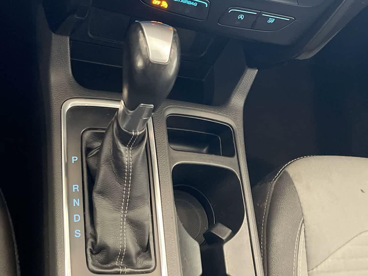 Thumbnail: 2017 Ford Escape - 20