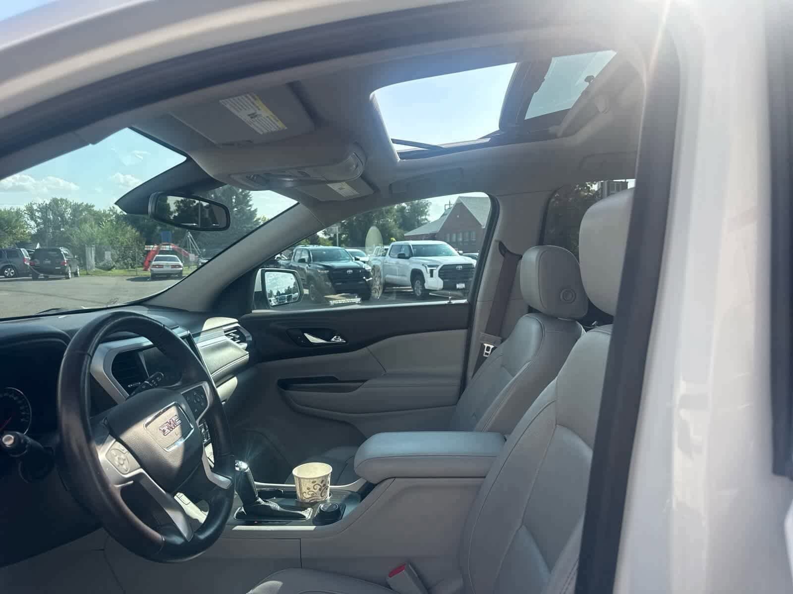 Thumbnail: 2017 GMC Acadia - 47