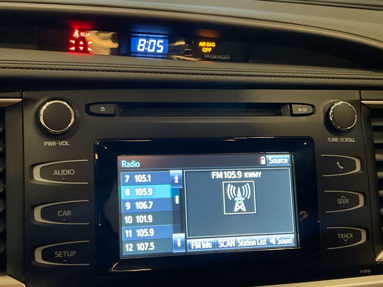 Thumbnail: 2019 Toyota Highlander - 16