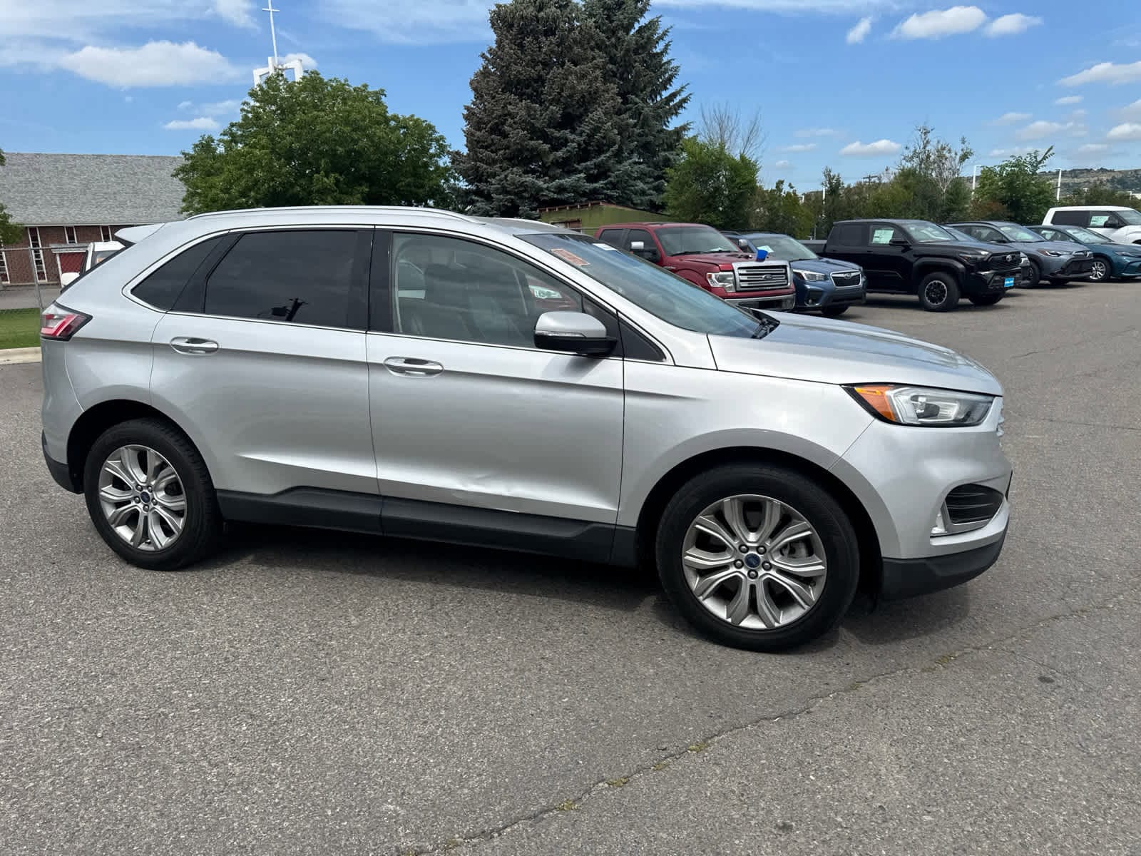 2019 Ford Edge Titanium 9