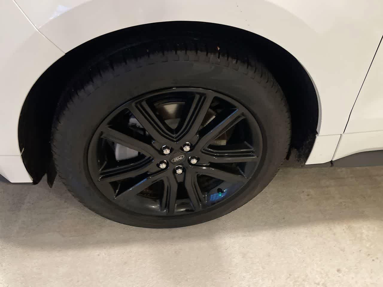 Thumbnail: 2024 Ford Edge - 10