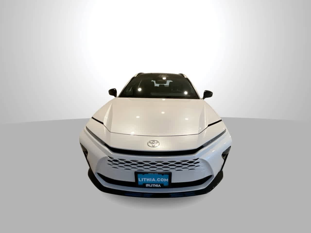 Thumbnail: 2025 Toyota Crown Signia - 3