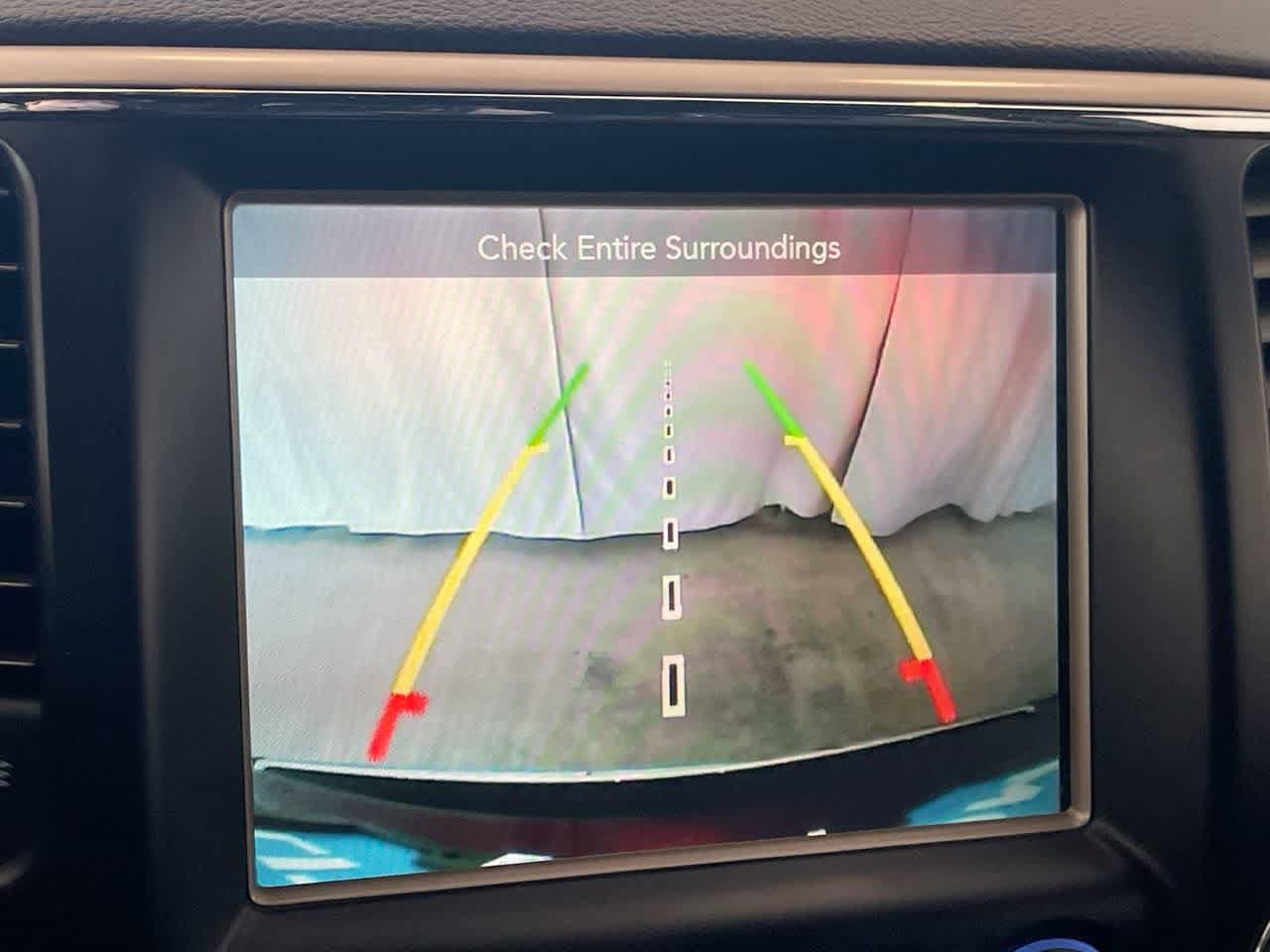 Thumbnail: 2017 Jeep Grand Cherokee - 17