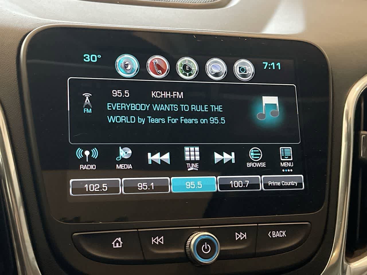 Thumbnail: 2018 Chevrolet Equinox - 16