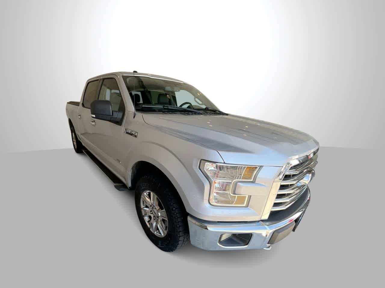 2016 Ford F-150 XLT photo 2