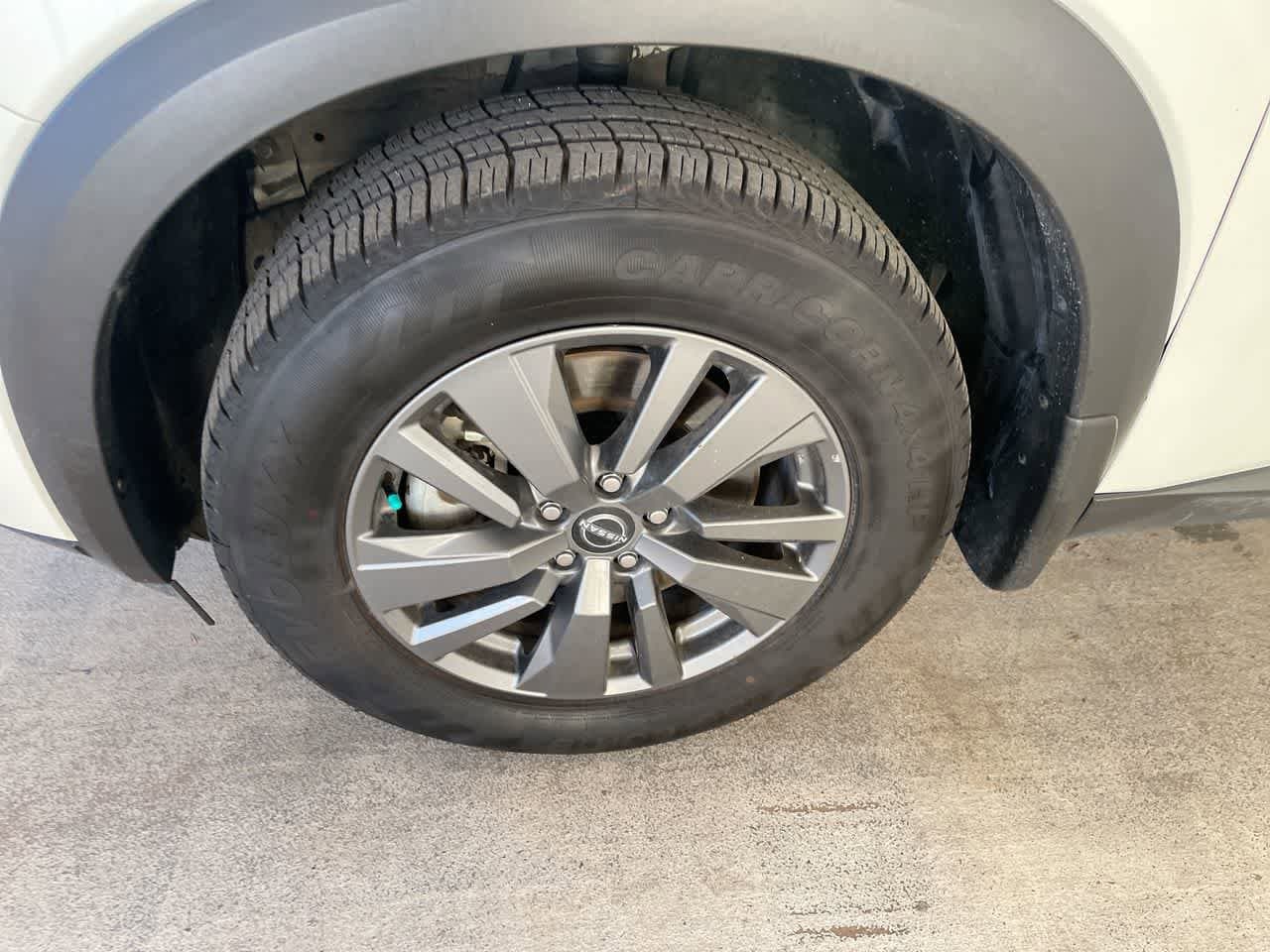 Thumbnail: 2022 Nissan Pathfinder - 10