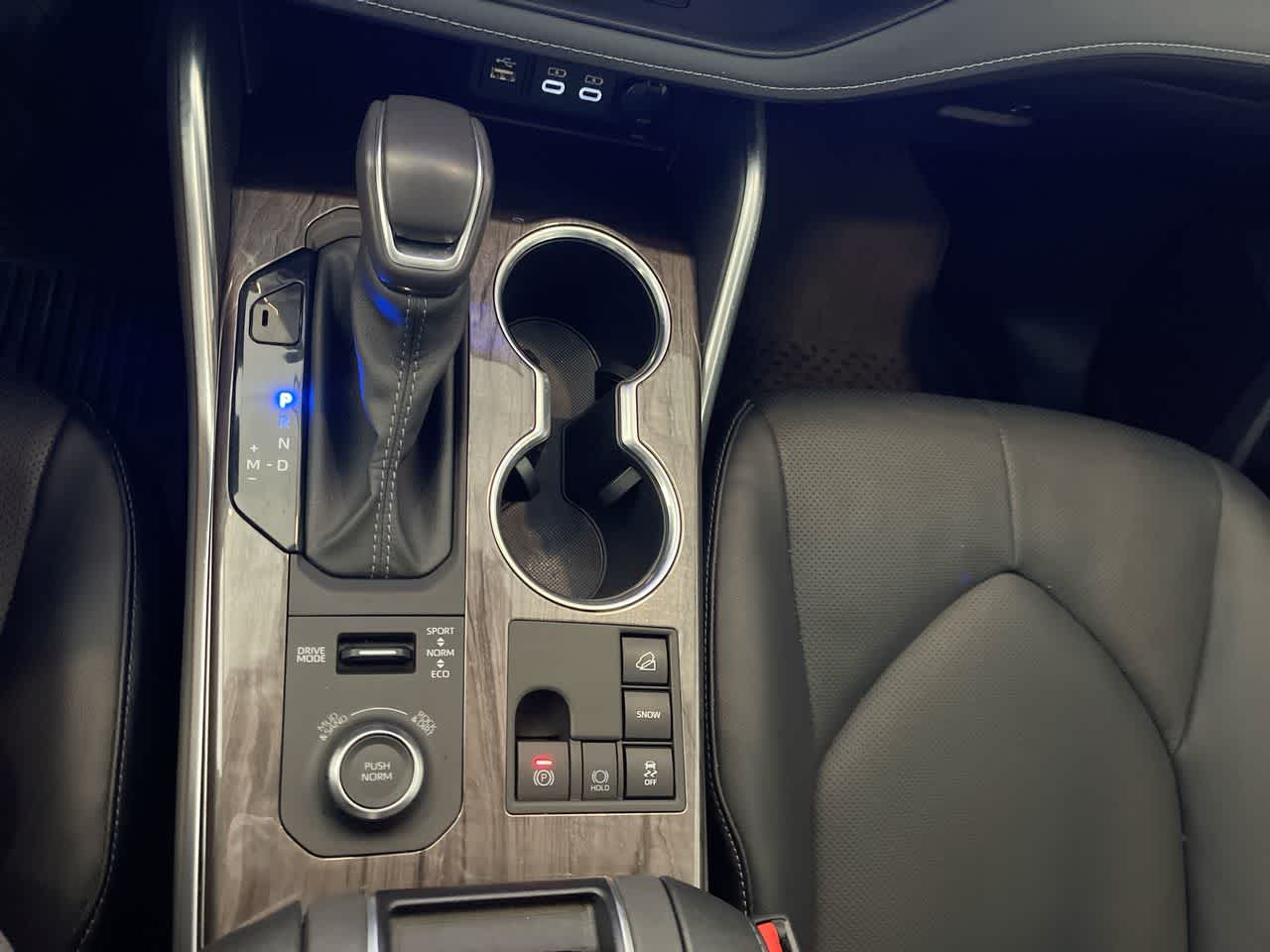 Thumbnail: 2024 Toyota Highlander - 19