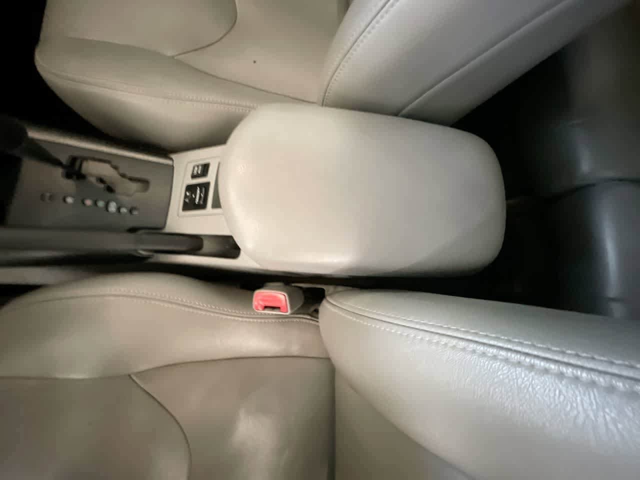 Thumbnail: 2012 Toyota RAV4 - 19