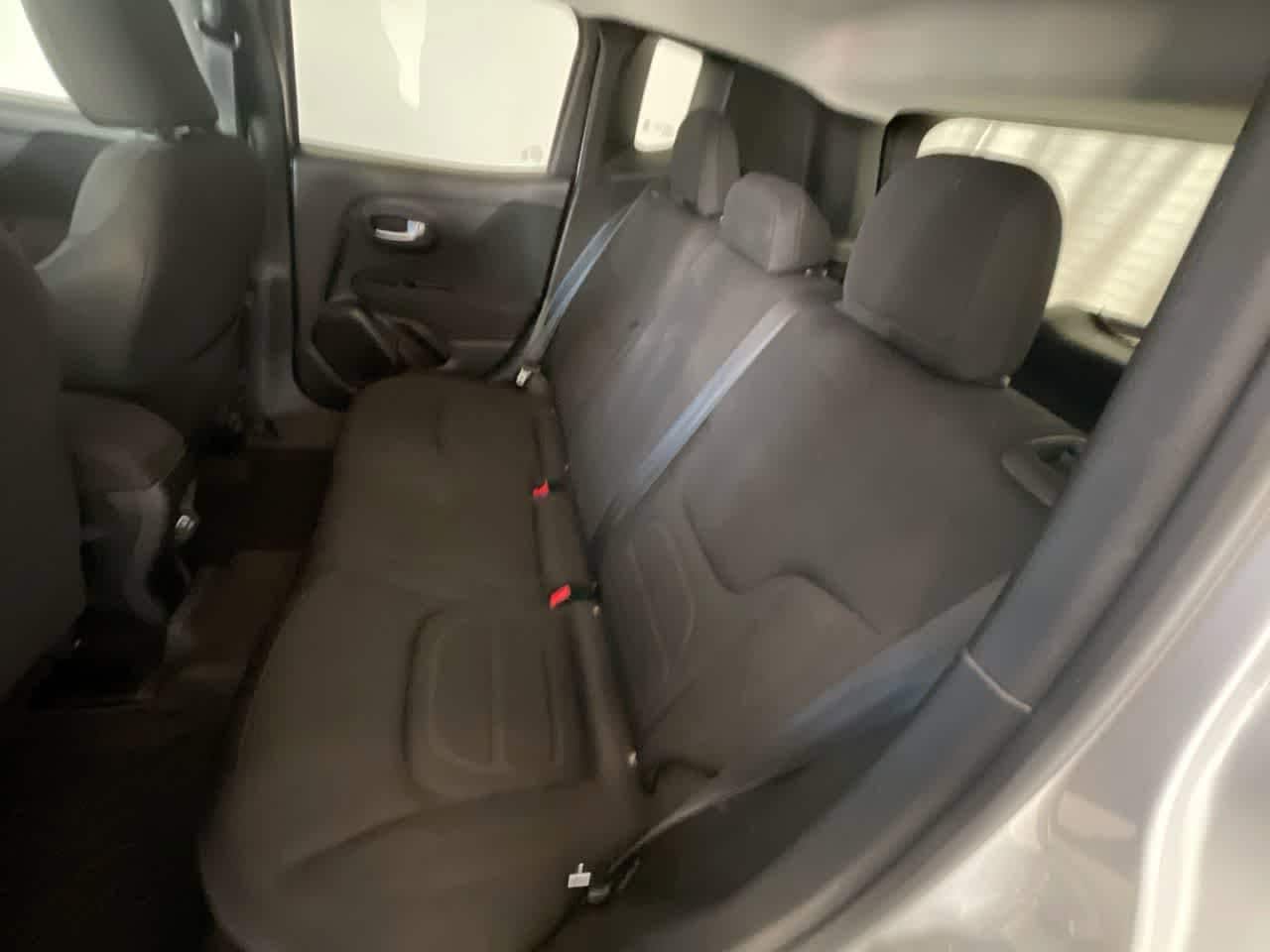 Thumbnail: 2019 Jeep Renegade - 22