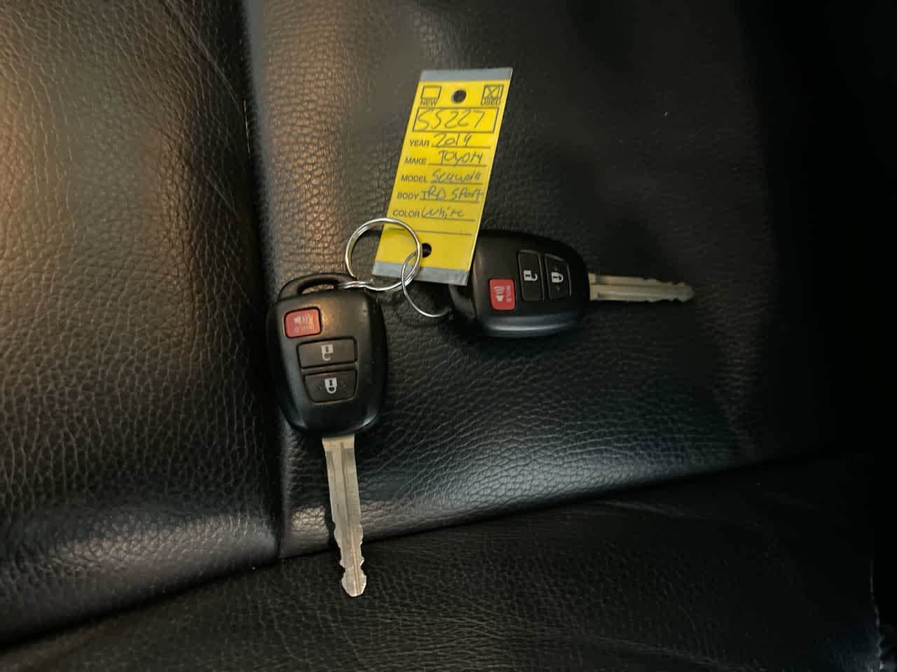 Thumbnail: 2019 Toyota Sequoia - 28