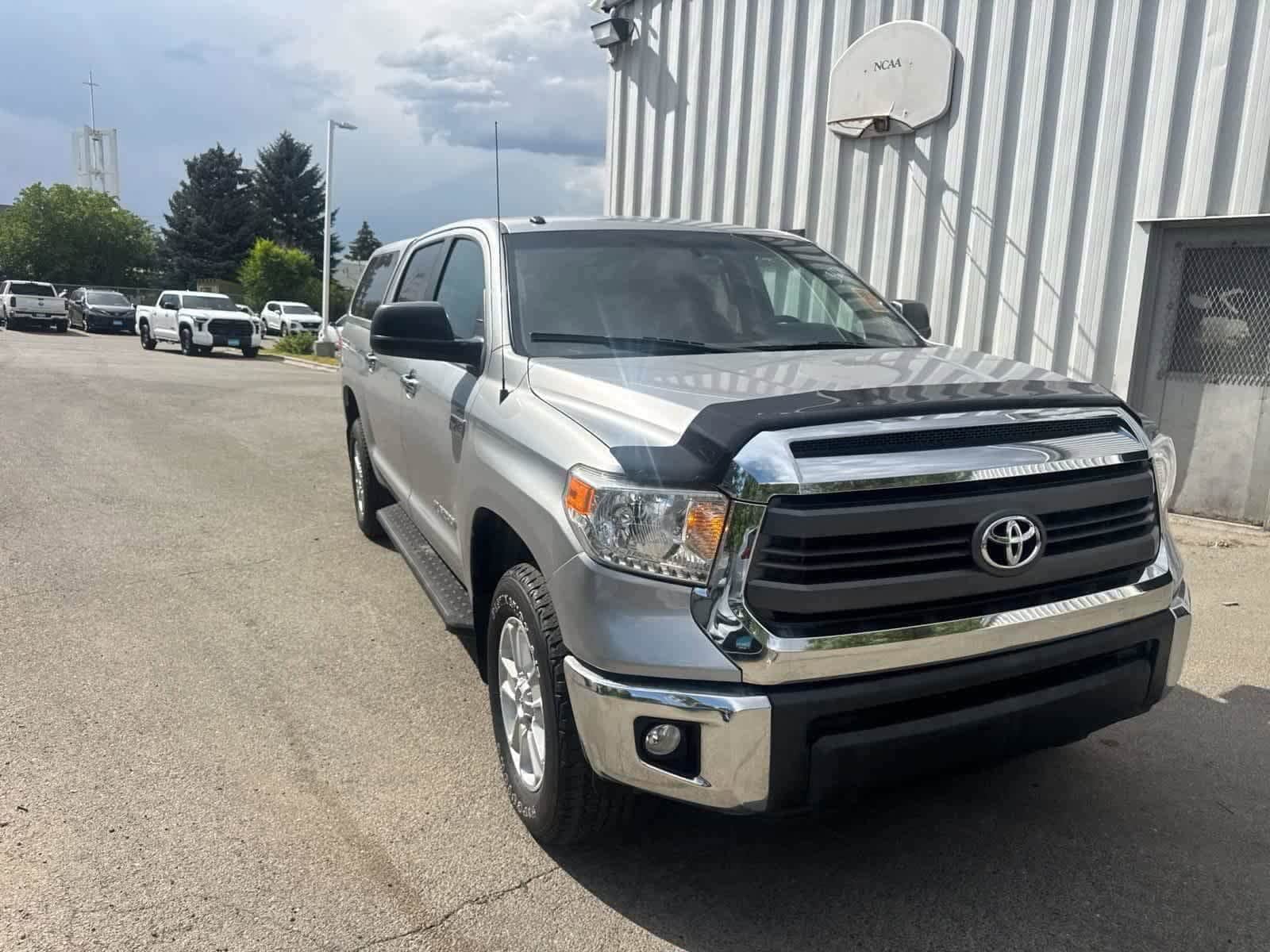 Thumbnail: 2015 Toyota Tundra - 7