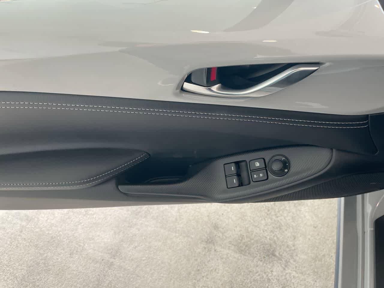 Thumbnail: 2025 Mazda MX-5 Miata - 13