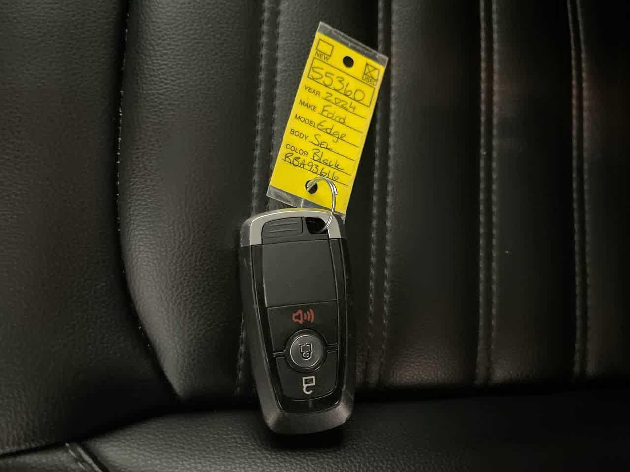 Thumbnail: 2024 Ford Edge - 25