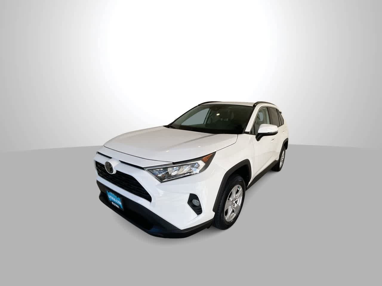 Thumbnail: 2021 Toyota RAV4 - 4