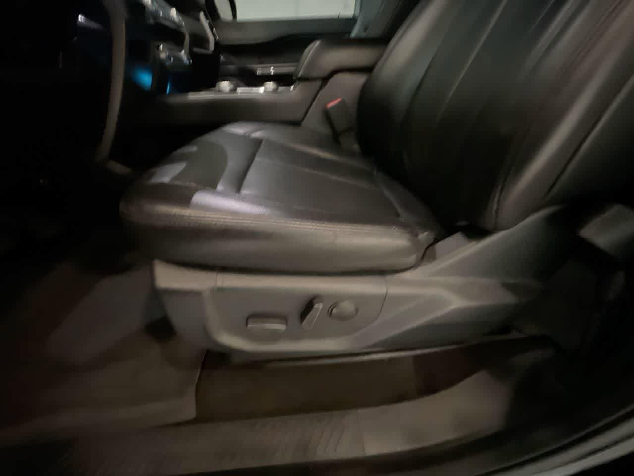 Thumbnail: 2020 Ford Expedition - 12