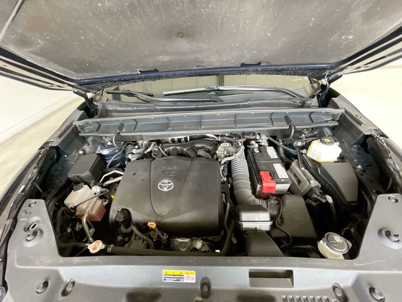 Thumbnail: 2021 Toyota Highlander - 27