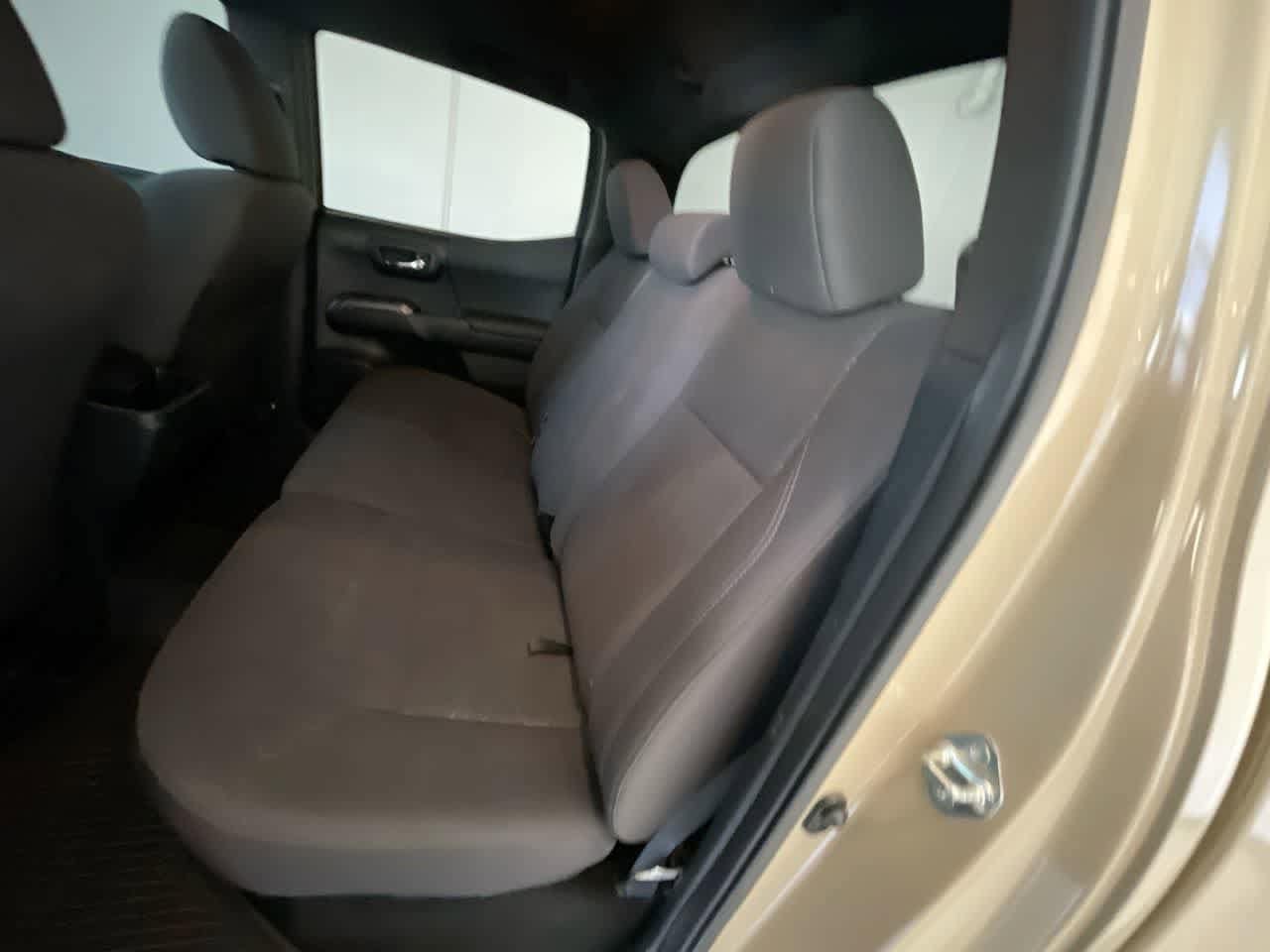 Thumbnail: 2017 Toyota Tacoma - 23