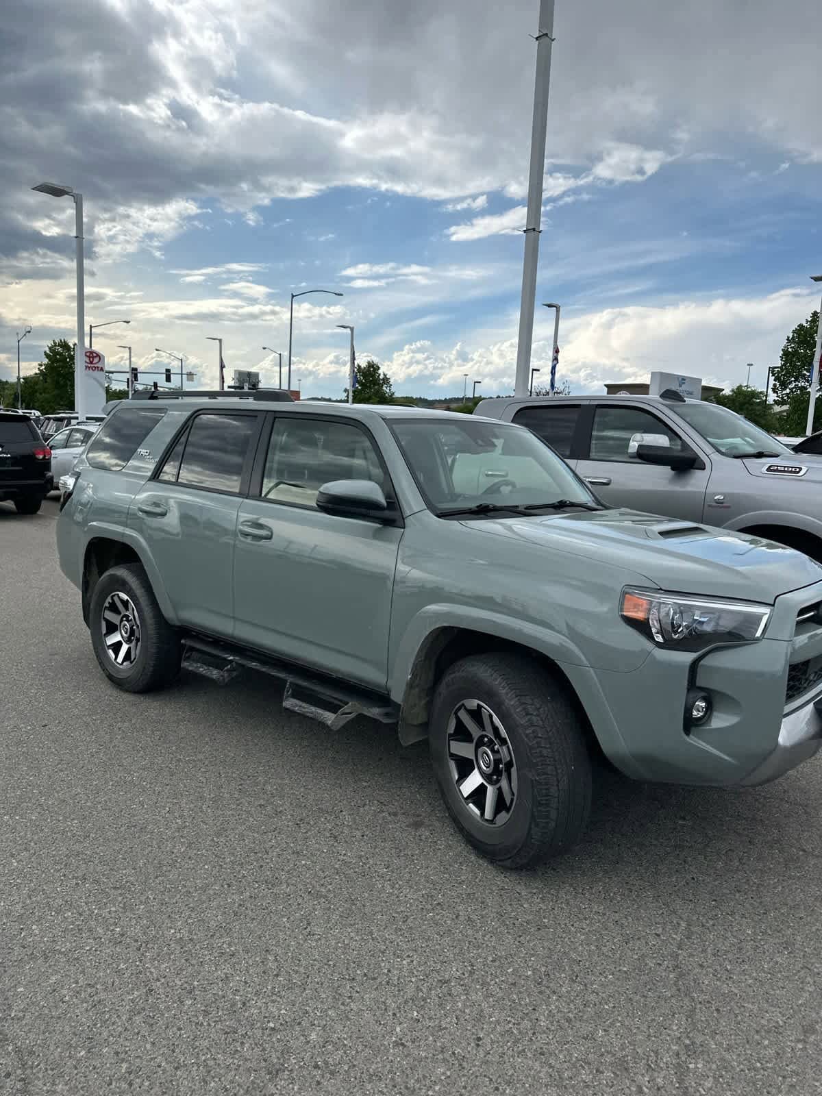 Thumbnail: 2023 Toyota 4Runner - 4
