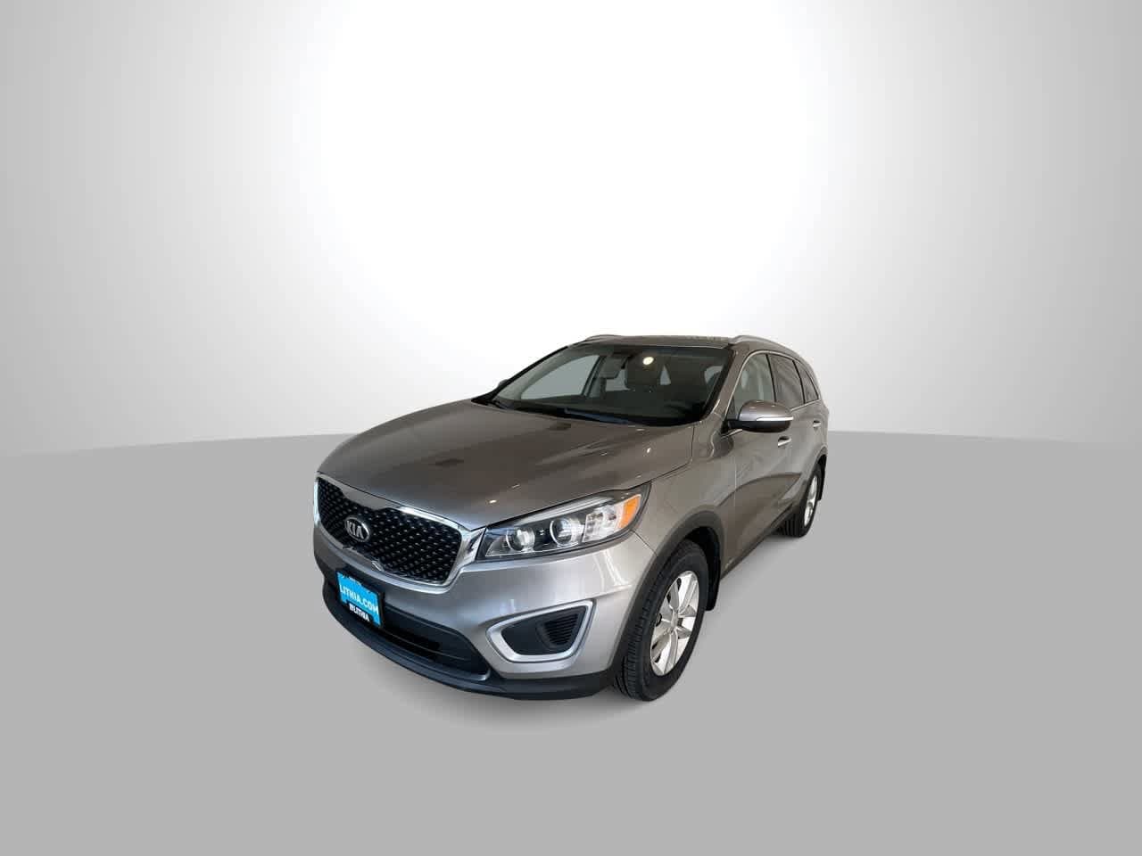 Thumbnail: 2018 Kia Sorento - 4