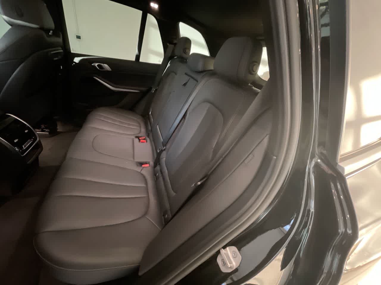 Thumbnail: 2021 BMW X5 - 22
