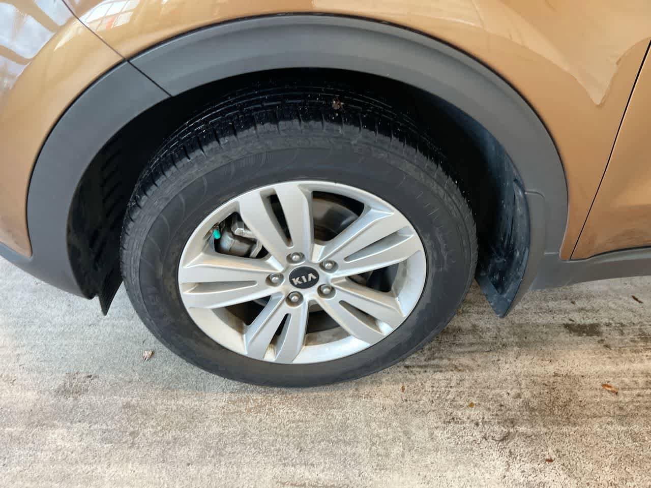 Thumbnail: 2017 Kia Sportage - 10