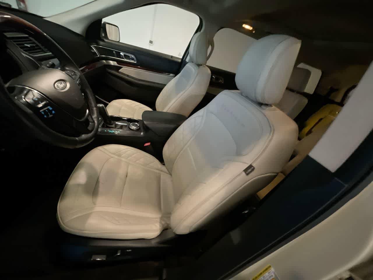 Thumbnail: 2018 Ford Explorer - 11