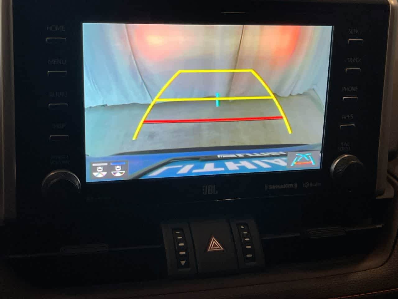 Thumbnail: 2019 Toyota RAV4 - 17