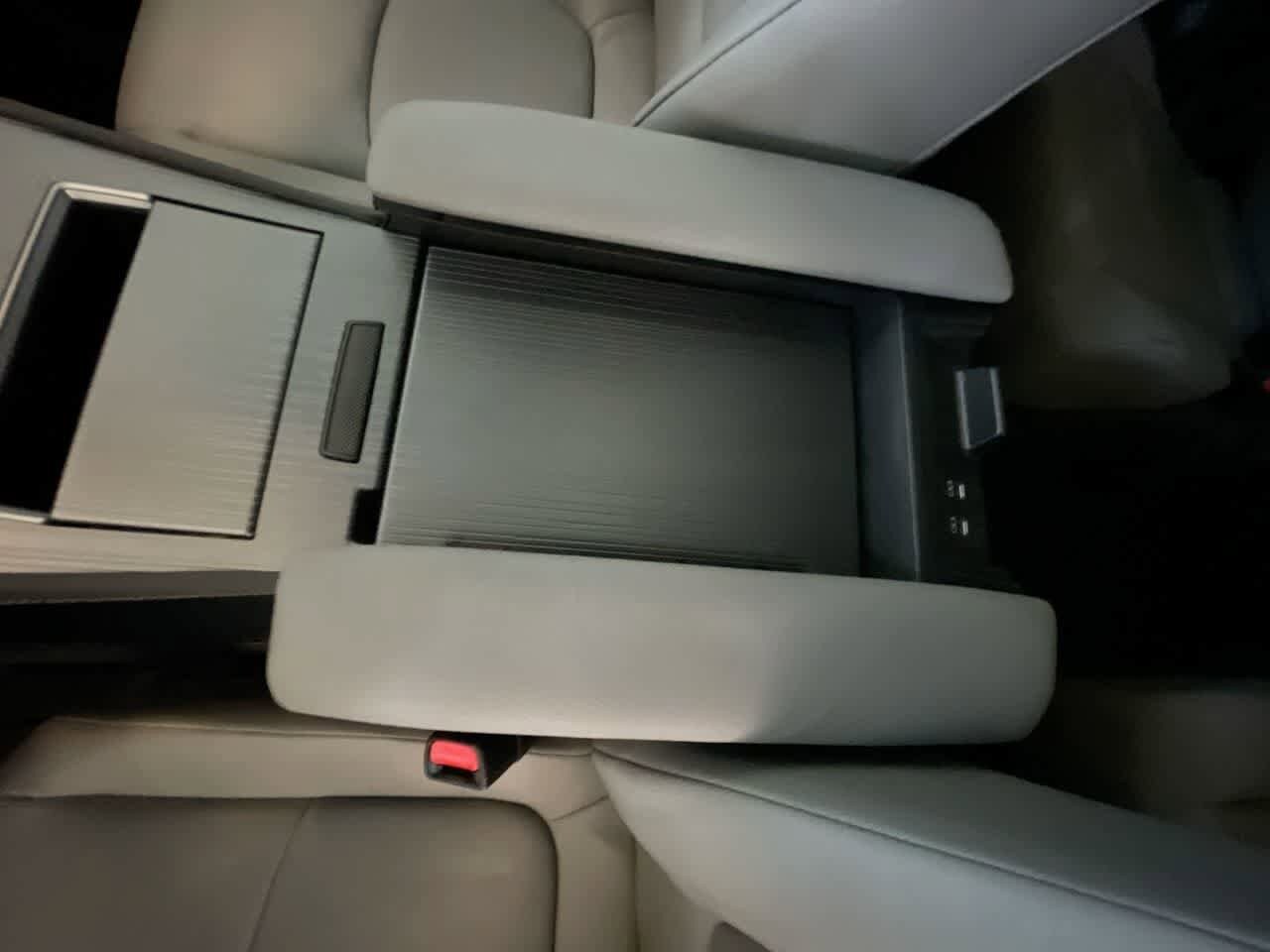 Thumbnail: 2026 Toyota Sienna - 21