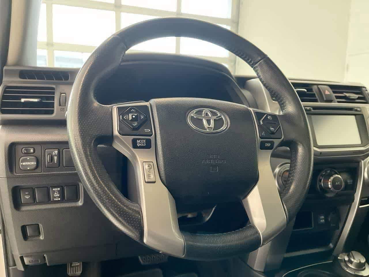 Thumbnail: 2018 Toyota 4Runner - 14