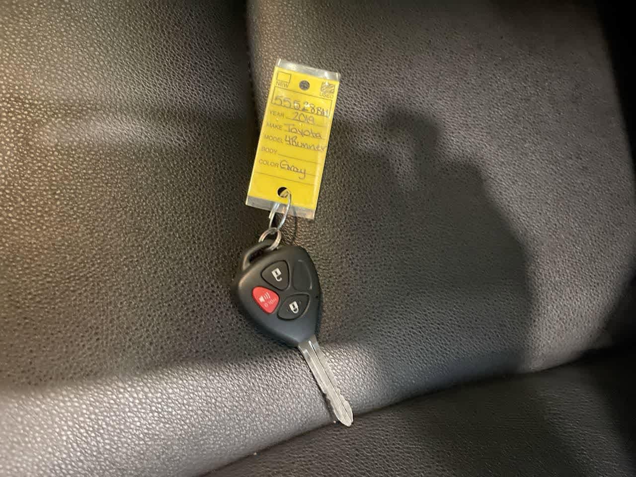 Thumbnail: 2019 Toyota 4Runner - 26