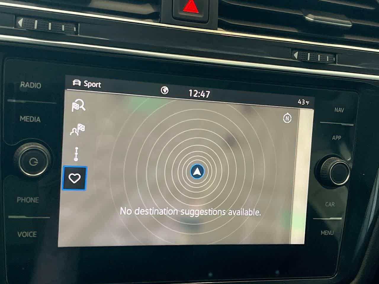 Thumbnail: 2021 Volkswagen Tiguan - 18