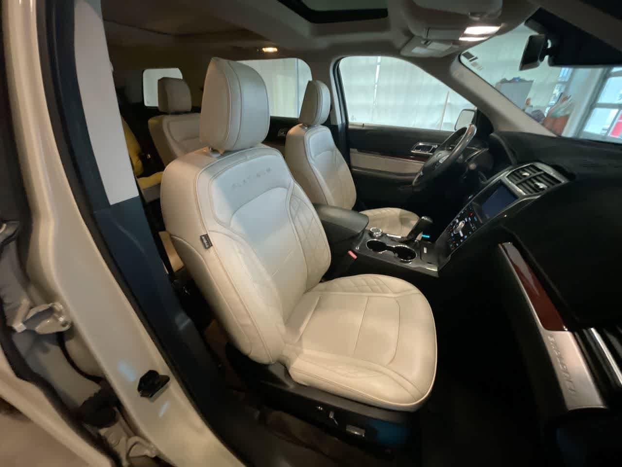 Thumbnail: 2018 Ford Explorer - 26