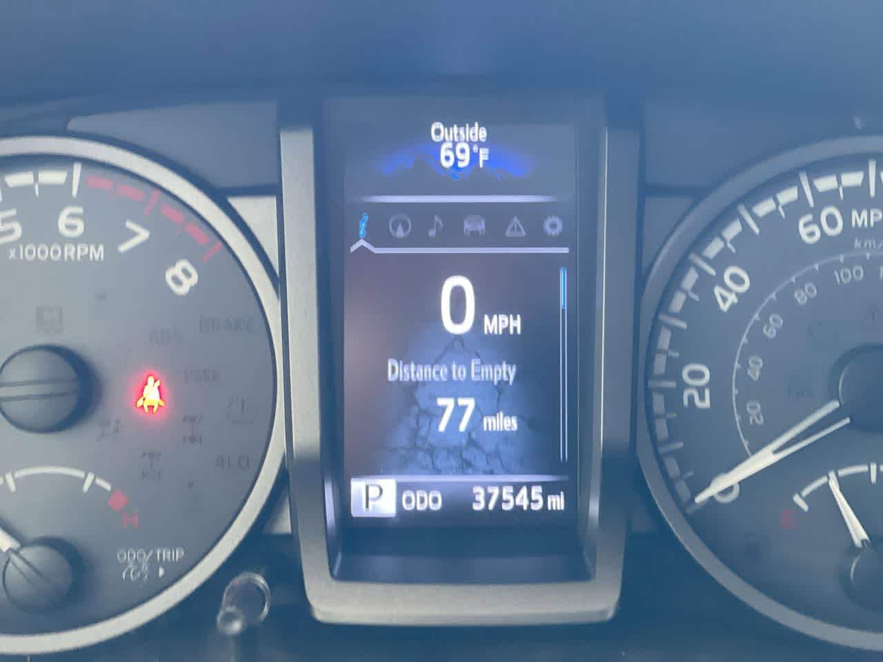 Thumbnail: 2019 Toyota Tacoma - 16