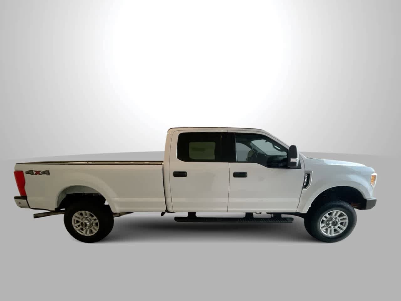 Thumbnail: 2017 Ford Econoline - 9