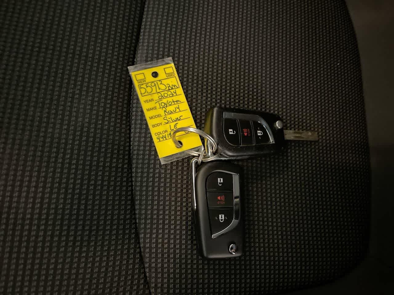 Thumbnail: 2024 Toyota RAV4 - 26