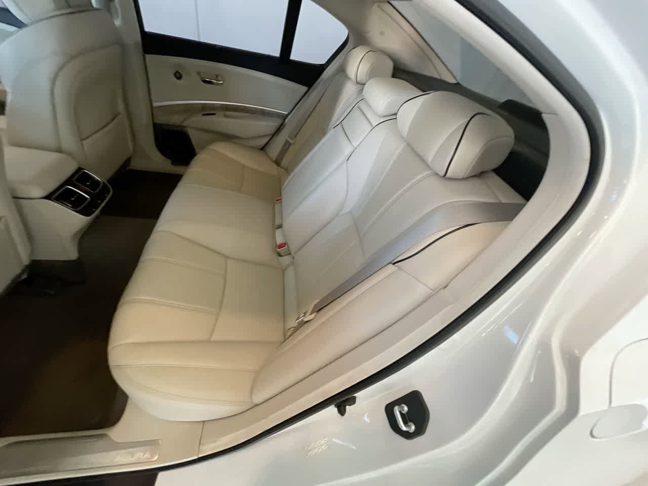 Thumbnail: 2019 Acura RLX - 23