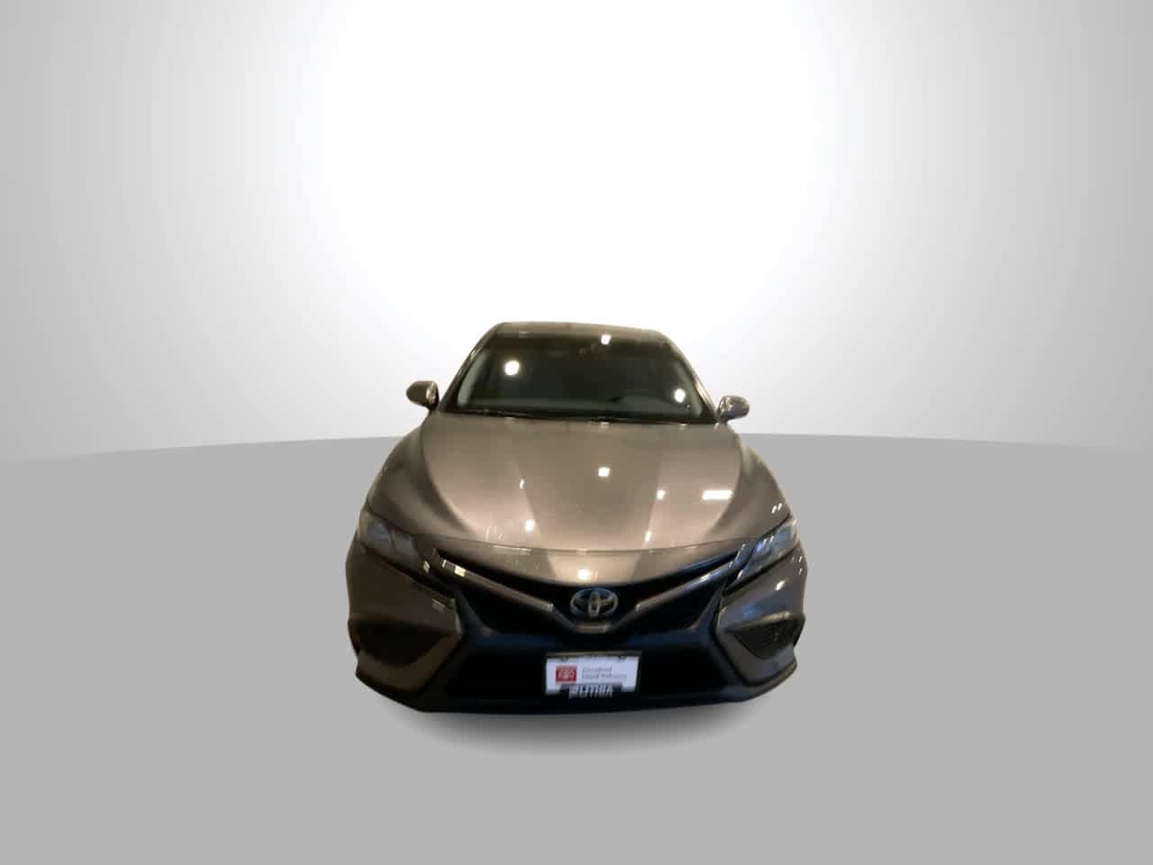 Thumbnail: 2022 Toyota Camry - 3