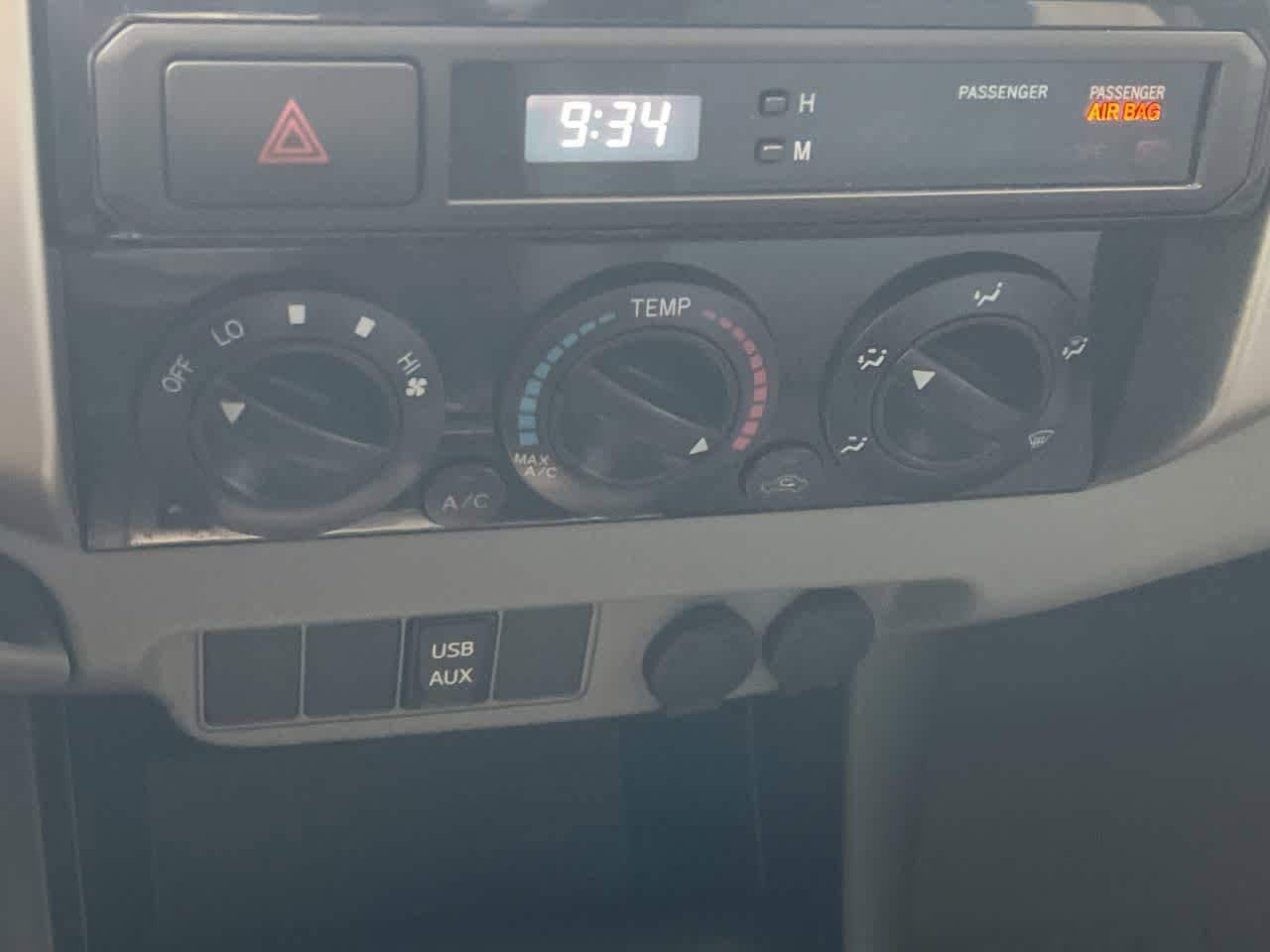 Thumbnail: 2013 Toyota Tacoma - 19