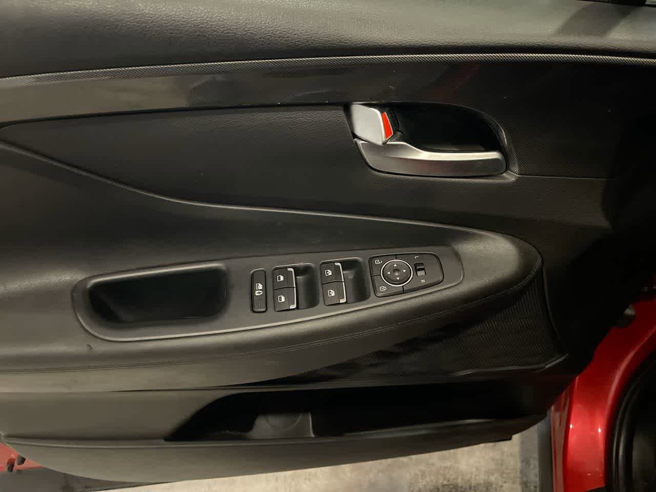 Thumbnail: 2023 Hyundai Santa Fe - 13