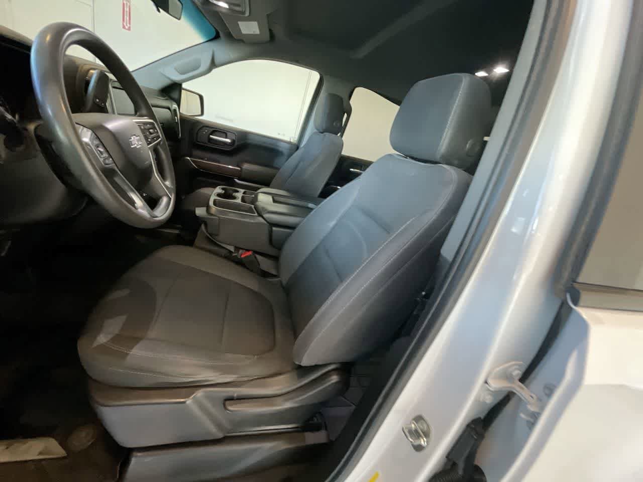 Thumbnail: 2020 Chevrolet Silverado 1500 - 11